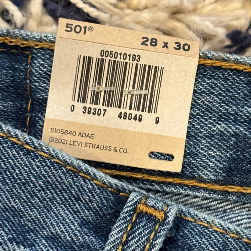NWT ✨ Levi’s 501 Original Men’s Straight Leg Jeans - 28x30